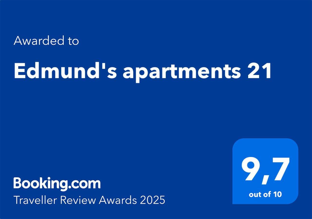 Edmund'S Apartments 21 奥洛穆茨 外观 照片